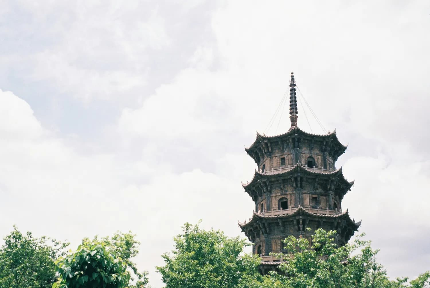 南宋古塔矗立常熟九百年，建筑艺术与佛教文化完美融合