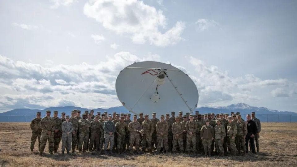 美太空军的陆基卫星通信对抗能力