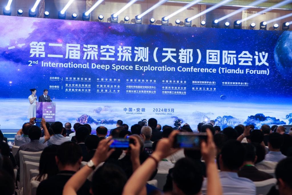 从月球取样到火星取样 中国深空探索迎接更大挑战