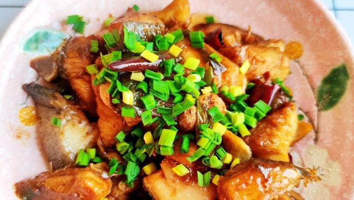 家常炖鳕鱼：简单美味的烹饪指南