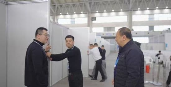 盛会背后的守护者：亚冬会开闭幕式场馆保障组铸就完美呈现