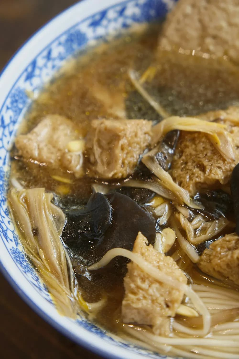 卤面、海蛎煎、烧窑鸡：漳州美食三巨头