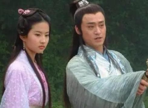 朱九真是什么时候出生的？比张无忌大几岁？
