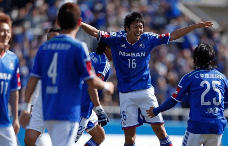 日职联德比战前瞻：横滨水手主场迎战横滨FC，谁能笑傲德比？