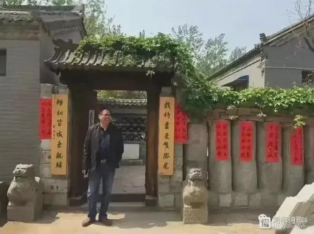 真正的诗人都是铁匠，曹天诗歌《下辈子当个铁匠》赏析