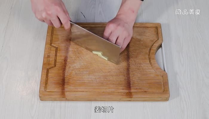 四川竹笋烧鸡：鸡肉与竹笋的完美邂逅