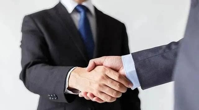 2024年居间服务费如何安排涉税问题？以下方式减轻居间人税负压力！