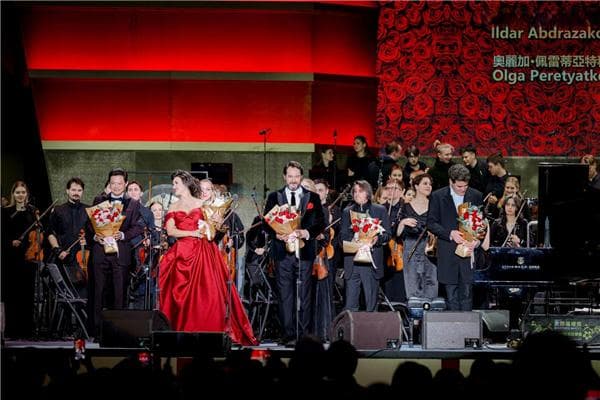 2024香港音乐会首场开演：“大师璀璨夜”点亮西九文化区