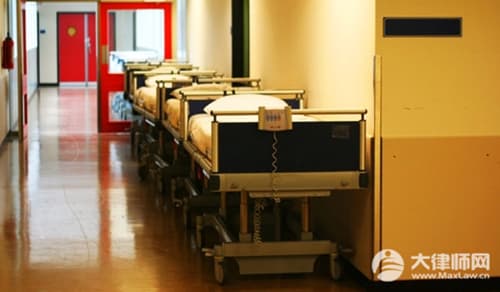 患者转院途中死亡谁担责？法律知识详解