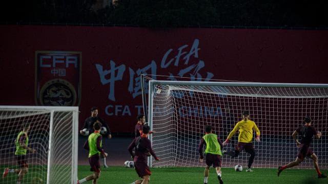 训练OR比赛，怎么就成了国足难题？