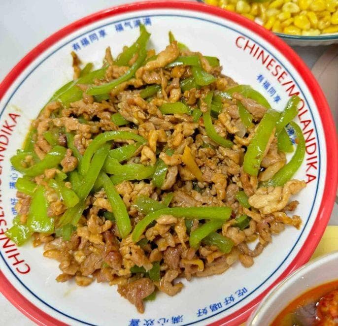 辣而不燥，香而不腻——湖南辣椒炒肉