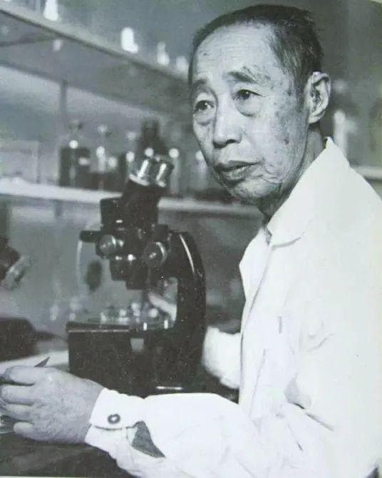 童第周逝世45周年丨或许是你知道的第一位生物学家