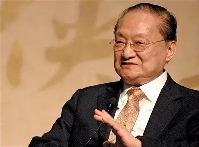 金庸给女子取名时，喜欢用单字，古龙喜欢用叠字，怎么取都好听