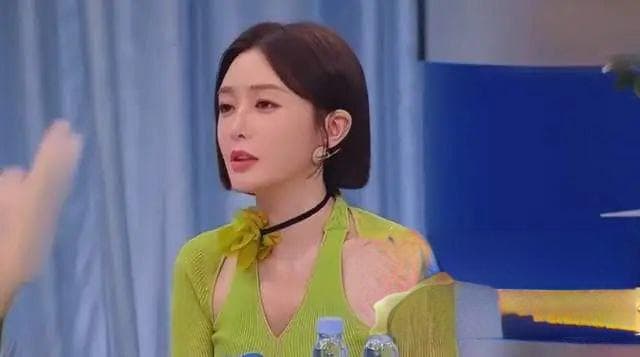 秦岚：分手后不会和前任做朋友？只活在彼此的回忆里！