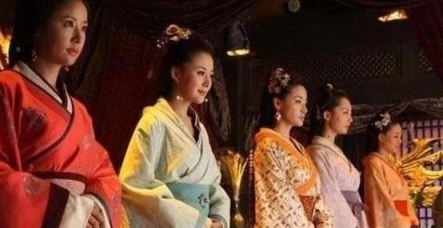 从大赦到自谋生路：古代宫女的出宫生活
