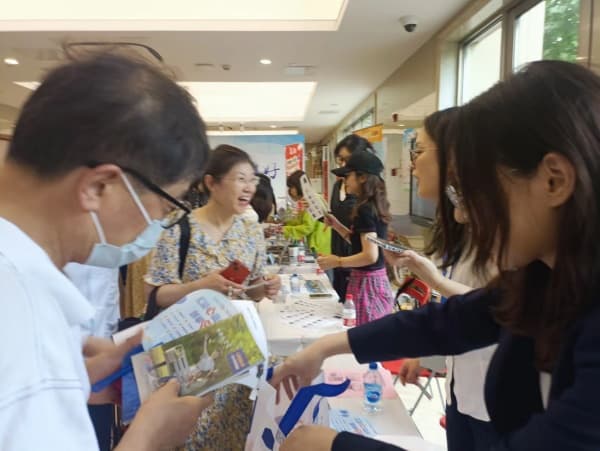 老年大学秋季班报名火爆：新增课程受热捧，名额被“秒抢”