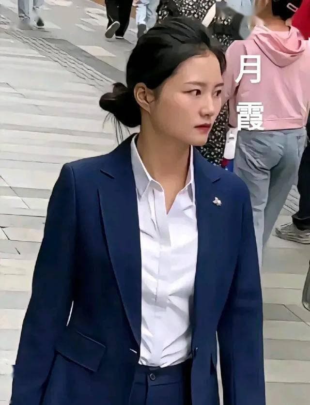 最美女保镖严月霞：外交舞台上的"隐形盾牌"