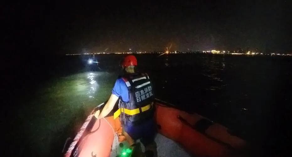 小心！赶海真的会让人无法自“拔”