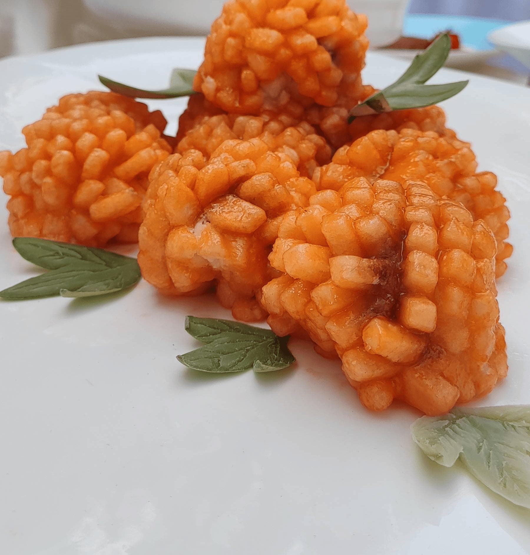 松鼠鱼制作技巧大揭秘，让你在家也能做出餐厅级美味！