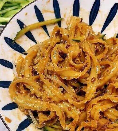 【原】酱面炸酱最简单的做法，家常美食轻松做