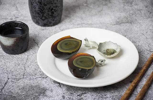 皮蛋是什么蛋做的 皮蛋的制作方法及配方原理