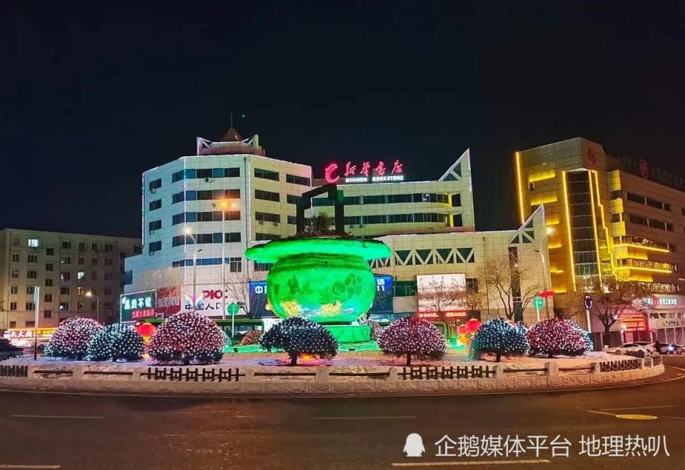鹤岗的房子为什么那么便宜，可以去鹤岗买房，然后躺平吗？