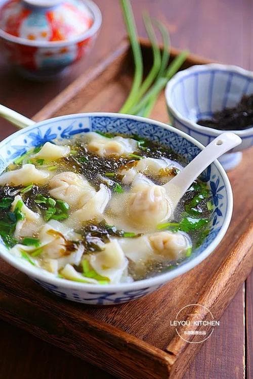 馄饨的炖是哪个字?