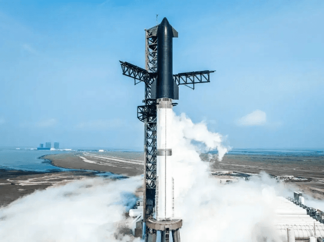 SpaceX “星舰”四战太空，这次成功了