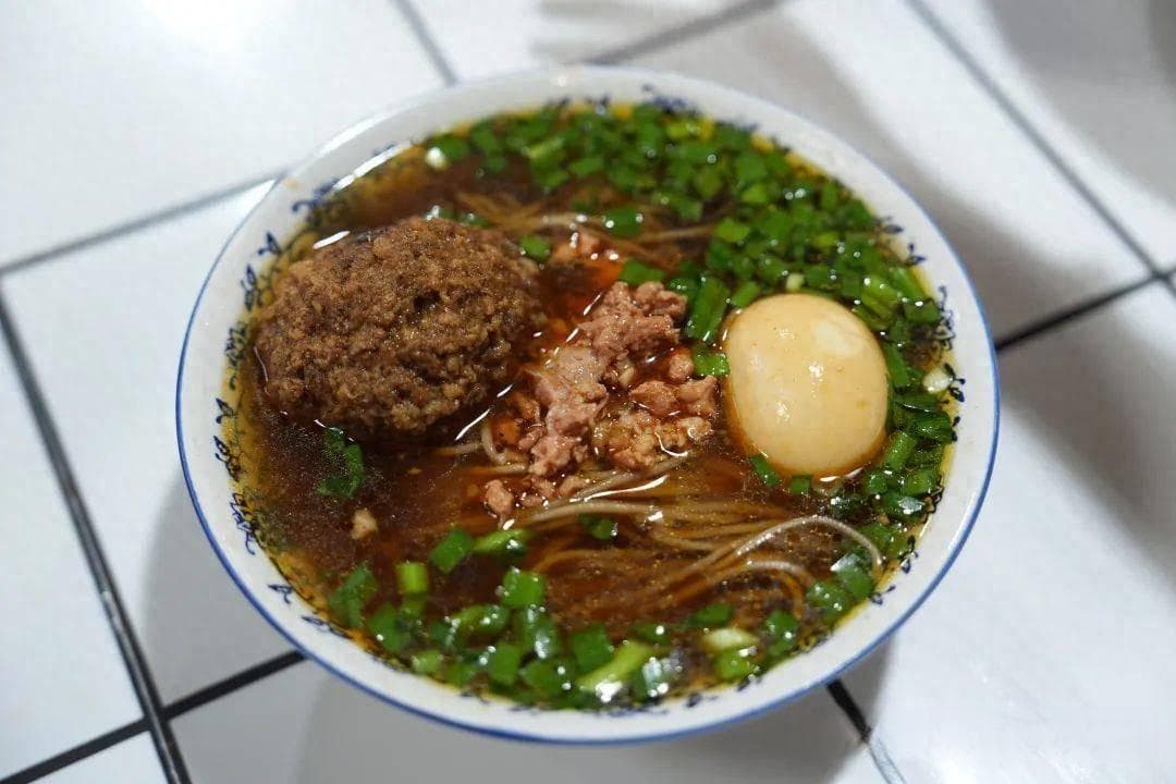 2250种面食汇聚清源水城，山西美食夜市成打卡新去处