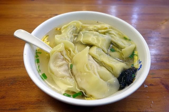 湖州十大美食：从传统名点到地方特色小吃