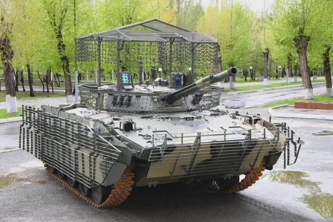 俄罗斯军队接收一批全新制造的BMP-3步兵战车和BMD-4M伞兵战车