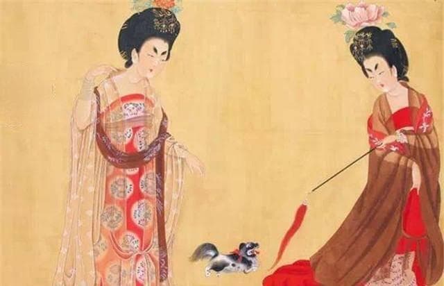 唐代女性好面妆，傅粉描眉、额间点缀，恰到好处的张扬与艳丽