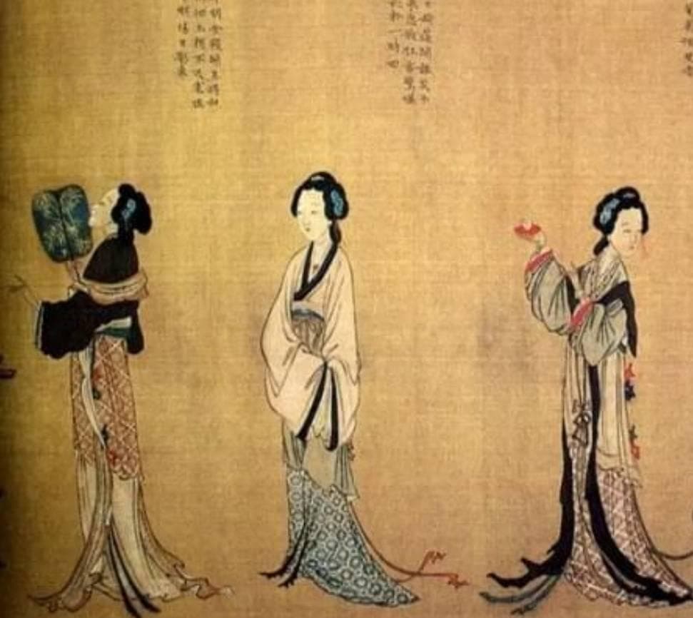柳漫时代：服饰演变历史长河中的女性地位镜像