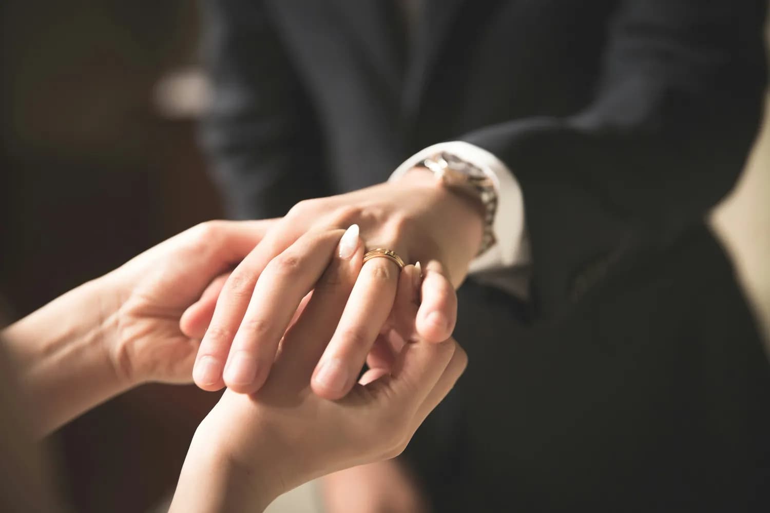 惠州法院裁决：非婚生女继承80%遗产引发热议
