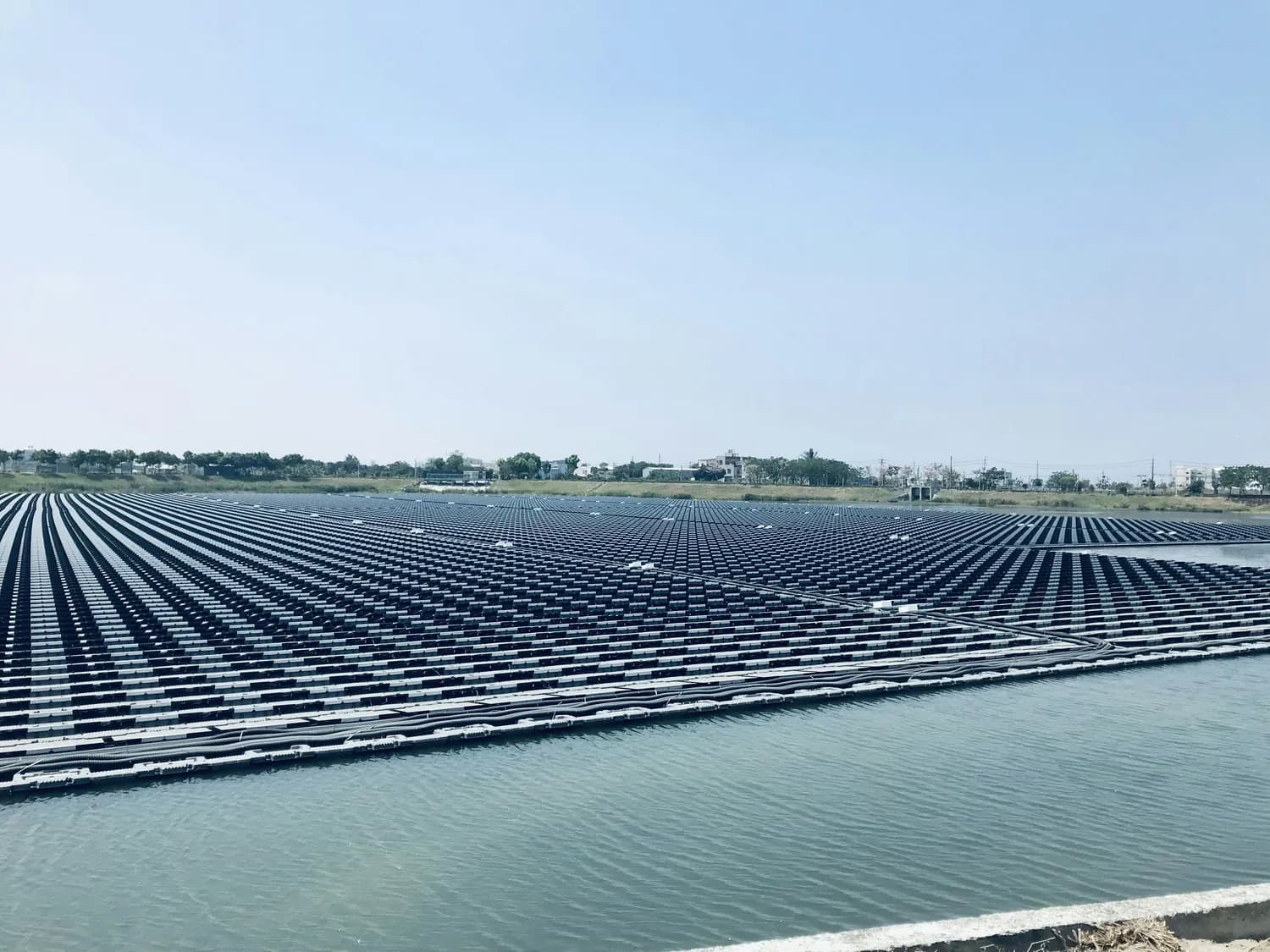 安徽无为光伏项目：中国能建的绿色能源新标杆