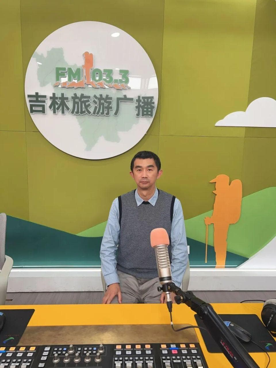 脖子上摸到个“包”，是炎症还是得了肿瘤？