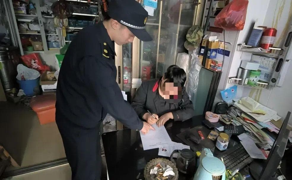 【以案释法】规范空调外机安装高度 保障来往行人安全