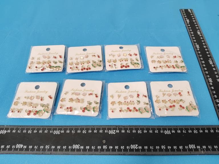 你买过钛钢材质的耳环吗？有重金属超标风险丨调查结果