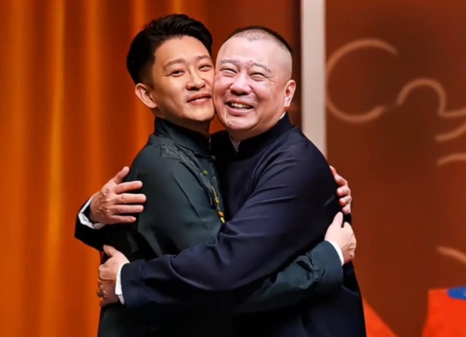 曹云金线下演出辟谣“刘云天回原单位”：我代表德云社不要他