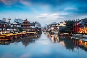 中国居留许可签证类型解析：合法居住中国的必备指南