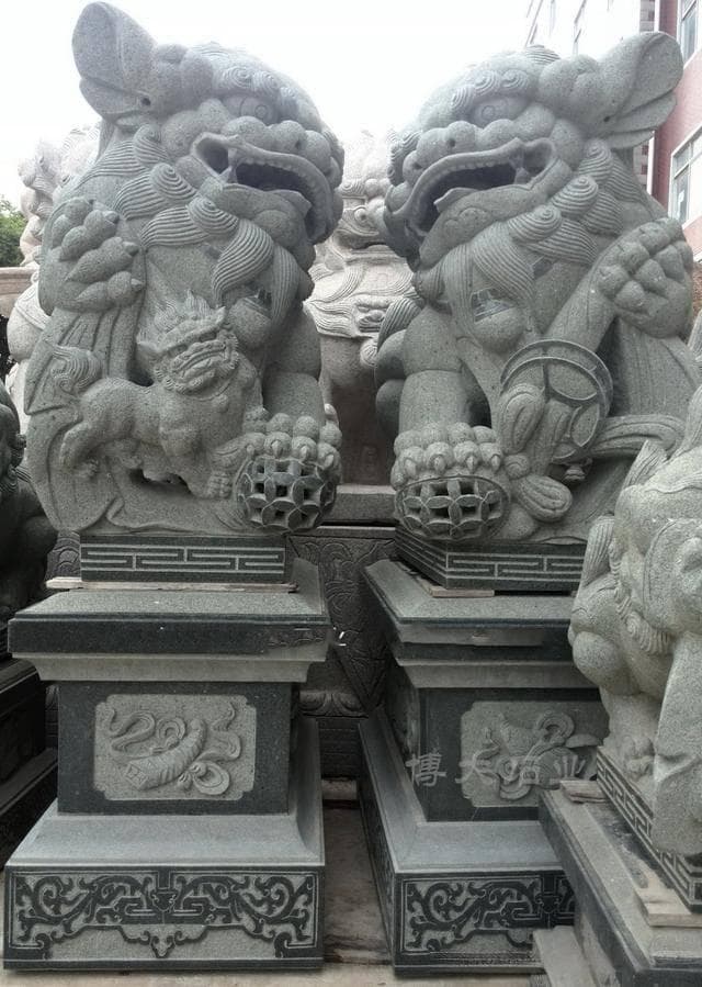 石雕狮子在古建筑中的应用，古朴典雅（多图欣赏）