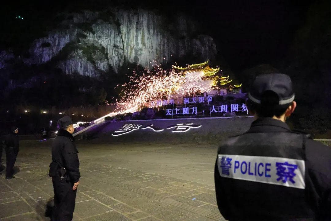 春节我在岗丨公安春节"不打烊"，平安守护不缺席！