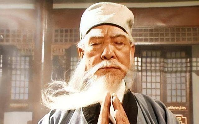 金庸武侠里，同为绝顶高手扫地僧与张三丰，究竟谁更胜一筹