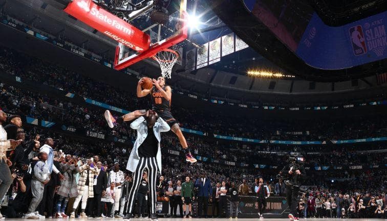 NBA因疫停赛，VR直播能否成为体育观赛新主流？