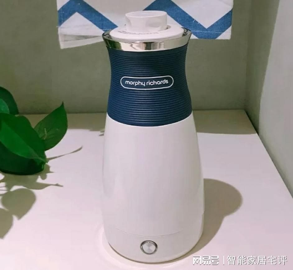 电热水壶选购指南：为什么建议买不带底座的？
