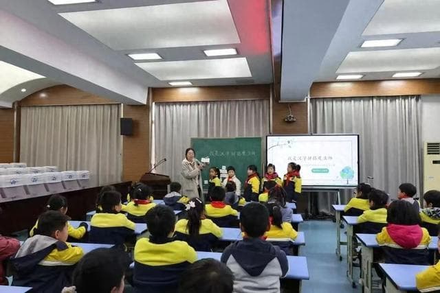 让儿童成为未来世界的主动创造者！“98岁”南京晓庄学院附属小学打造 “亲知课堂”