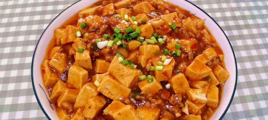 手工自制香油豆瓣酱（让家常菜更美味）