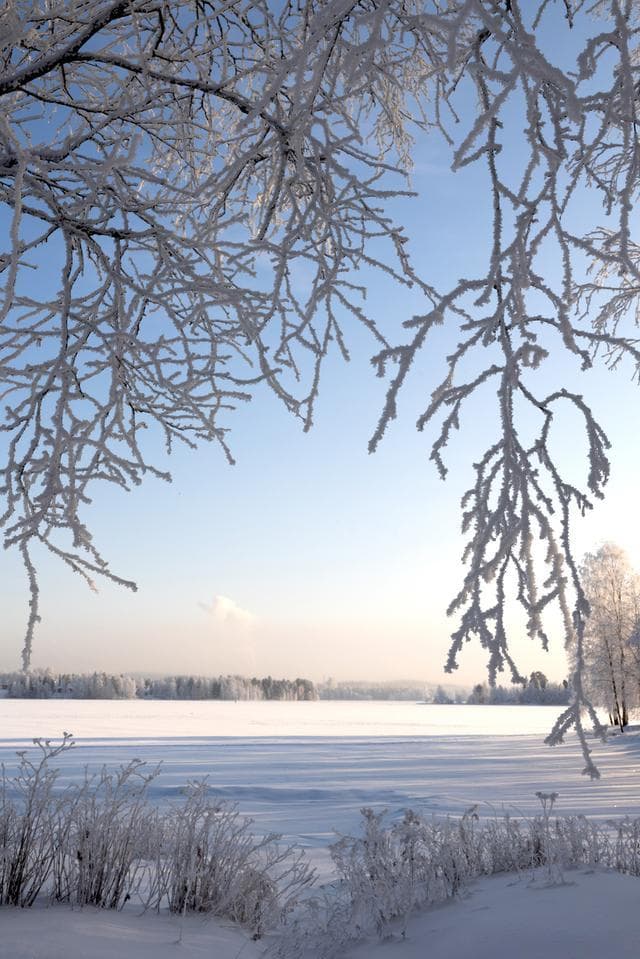 河北东太行：丹崖白雪映衬，栈道览胜