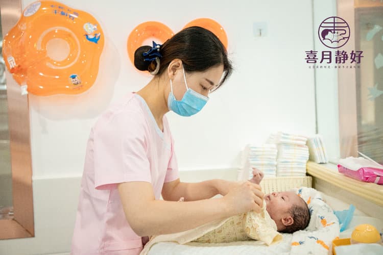 产后恶露没干净可以吃阿胶枣吗
