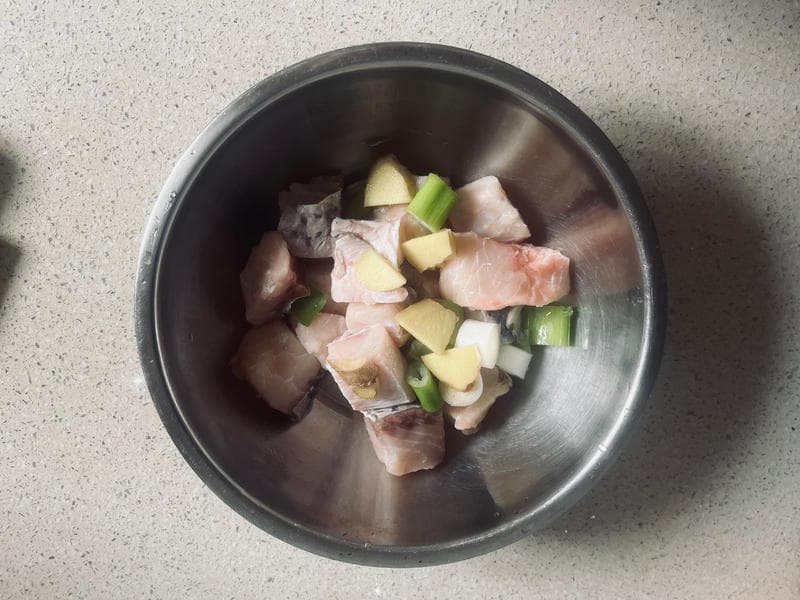 红烧青鱼块